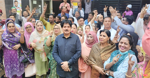 হাজারো নেতাকর্মী নিয়ে এমপি খোকার মনোনয়ন সংগ্রহ