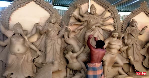 বন্দরে ২৯টি পূজামন্ডপে চলছে&nbsp;শেষ মুহূর্তের প্রস্তুতি