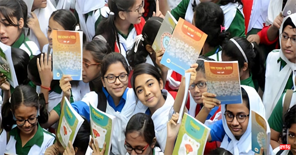 নতুন বই পেলেও ক্লাসে যাওয়া&nbsp;নিয়ে আতঙ্কে অভিভাবকরা