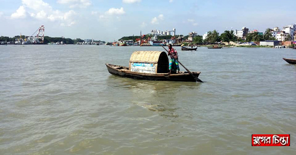 স্বচ্ছ পানিতে টলটলে শীতলক্ষ্যা