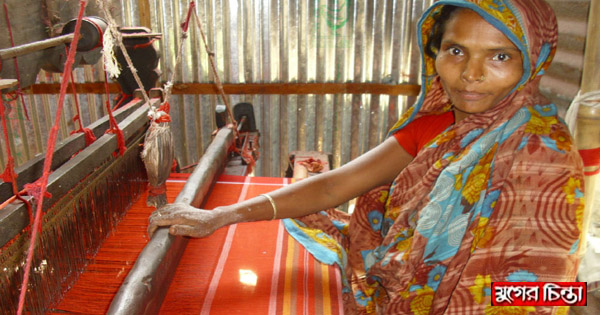 দিন বদলের আশায় সোনারগাঁয়ের গামছা তাঁতীরা