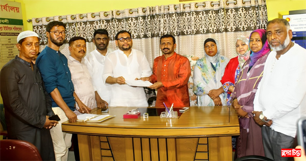 ফতুল্লা ইউনিয়ন পরিষদের দায়িত্ব বুঝে নিলেন চেয়ারম্যান ফাইজুল ইসলাম