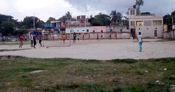 শহীদ নগরের চুনকা স্টেডিয়াম এখন মাদকের হাট!