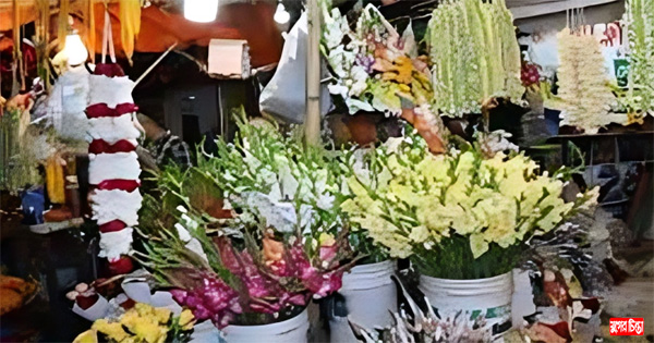 তিন উৎসবকে কেন্দ্র করে জমজমাট ফুলের ব্যবসা