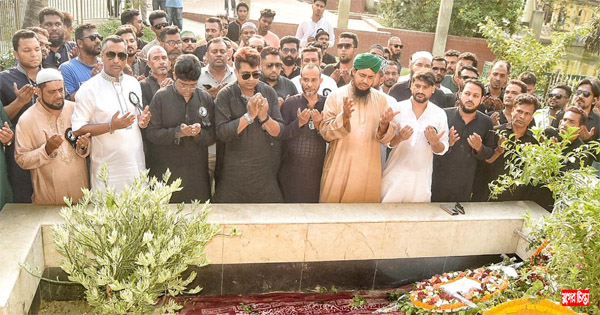 আজমীর ওসমানের উদ্যোগে নাসিম ওসমানের আত্মার মাগফিরাত কামনায় দোয়া