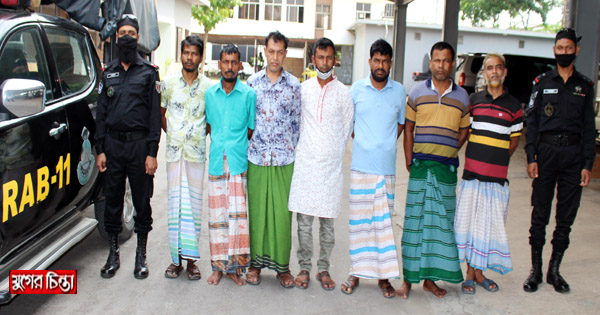 জুয়ার সরঞ্জামাদিসহ ৭ জুয়াড়ি আটক
