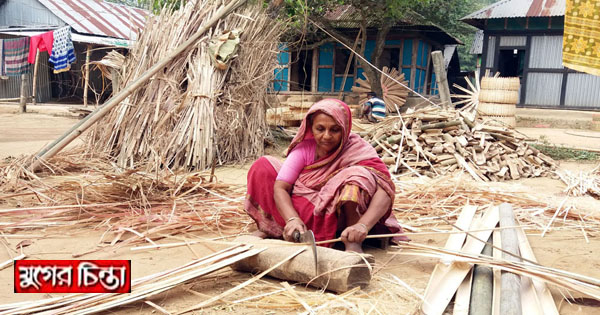 বাঁশের তৈরি পণ্য বিক্রি করে ভাগ্য পরিবর্তন