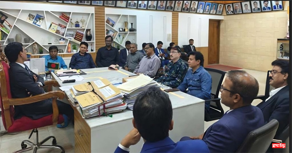 সবাইকে নিয়ে বসবেন জেলা প্রশাসক