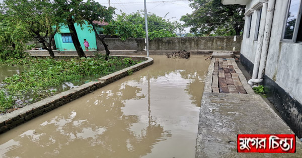 ২৫নং ওয়ার্ডে জলাবদ্ধতায় ভোগান্তি, ড্রেন ও রাস্তা নির্মাণে ধীরগতি