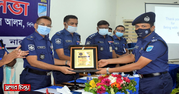 মাসিক কল্যান সভায় জেলার শ্রেষ্ঠ&nbsp;অফিসার ইনর্চাজ&nbsp;দীপক চন্দ্র সাহা