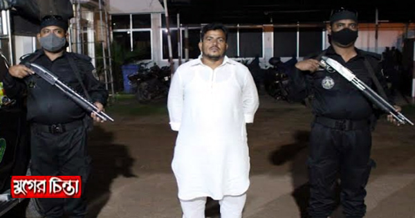 ১১ বছর বিদেশ থাকার পর দেশে ফিরে গ্রেফতার সাজাপ্রাপ্ত আসামি