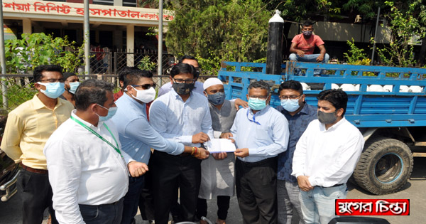 নাঃগঞ্জ ক্লাবেরে উদ্যোগে খানপুর হাসপাতালে সিলিন্ডার হস্তান্তর