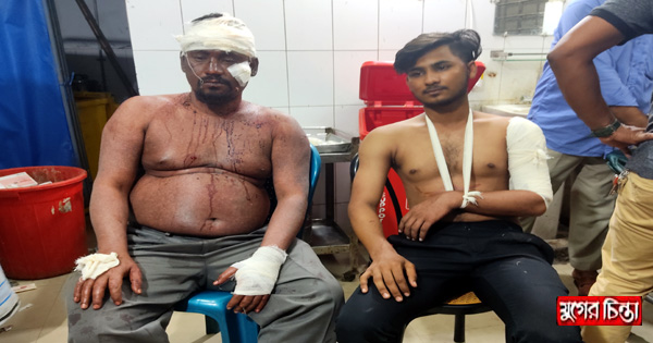 ফতুল্লায় পিতা-পুত্রকে কুপিয়ে জখম থানায় অভিযোগ