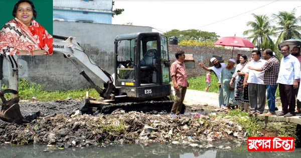 জলাবদ্ধতা নিরসনের জন্য মেয়র আইভী&rsquo;র নির্দেশে কাশিপুরের খাল খনন