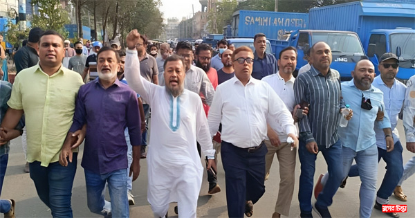 চার মামলা নিয়ে অবরোধের ২য় দিনেও রাজপথে সাখাওয়াত-টিপু