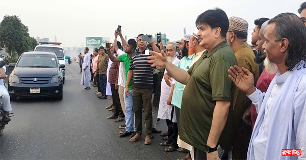 তারেক জিয়া ও তার সন্ত্রাসী বাহিনীর হাত থেকে জনগণকে মুক্ত করতে হবে