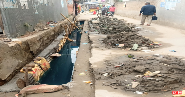 টনক নড়েছে আউয়াল মেম্বারের