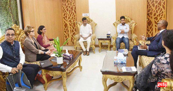 দেশ পুনর্গঠনে সরকারের সঙ্গে কাজ করবে বিশ্বব্যাংক