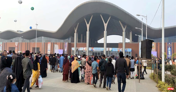 কারুশিল্প ও একুশে বই মেলার প্রভাব পড়বে বাণিজ্য মেলায়