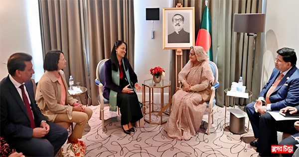 যে কোনো মূল্যে বাংলাদেশে গণতন্ত্র অব্যাহত রাখতে হবে:প্রধানমন্ত্রী