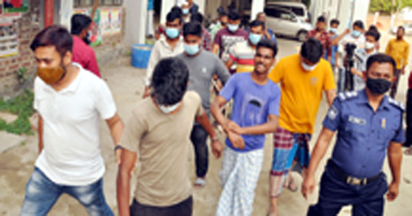 ঘাতক কার্গোর চালকসহ ৫ স্টাফ রিমান্ডে