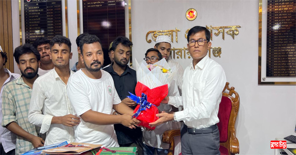 ডিসির সাথে ভলান্টিয়ার অফ নারায়ণগঞ্জের সৌজন্য সাক্ষাৎ