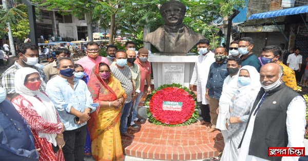 আ:লীগের প্রতিষ্ঠা বার্ষিকীতে মেয়র আইভীর শ্রদ্ধাঞ্জলি&nbsp;