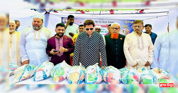 ব্যক্তি উদ্যোগে ৫ হাজার মানুষের&nbsp;মধ্যে ঈদ উপহার বিতরণ