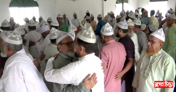 সৌদির সাথে মিল রেখে ফতুল্লায় ঈদুল ফিতর উদযাপন