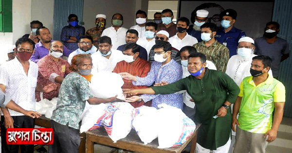 নারায়ণগঞ্জ ক্লাবের উদ্যোগে খাদ্য সামগ্রী বিতরণ