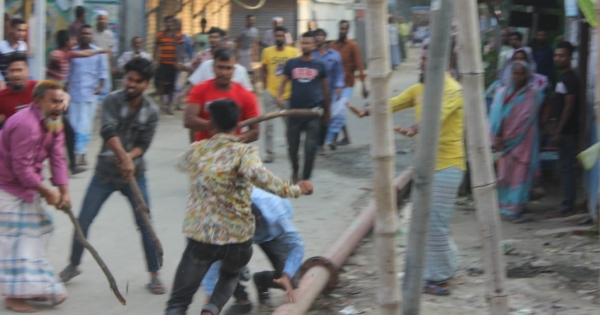 কায়েতপাড়ায় স্বতন্ত্র প্রার্থীর প্রচারণায় হামলা, ভাংচুর, আহত-১৬
