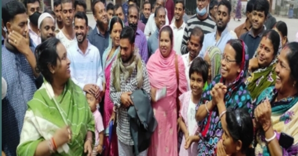 বন্দরে শ্মশান-মন্দিরের উন্নয়নকাজ পরিদর্শনে মেয়র আইভী
