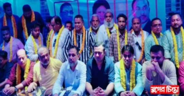 কারা নির্যাতিত জেলা স্বেচ্ছাসেবকদলের নেতাকর্মীদেরকে সংবর্ধনা