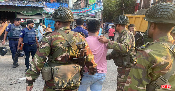 হার্ডলাইনে যেতে পারে সেনাবাহিনী