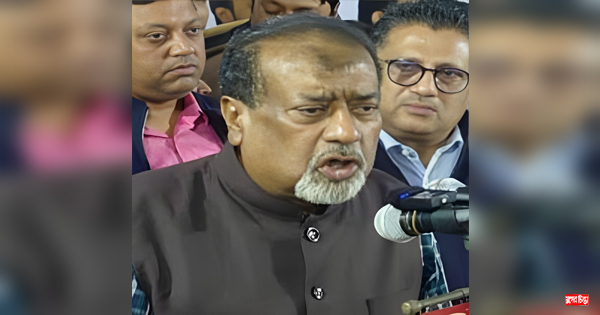 মা না মরলে লন্ডনী ব্যাটা দেশে আসবে না : সেলিম ওসমান