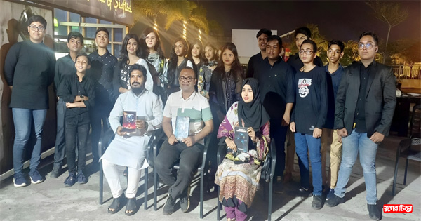 একুশ ক্ষুদে লেখকের তিনটি সায়েন্স ফিকশন বইয়ের উদ্বোধন