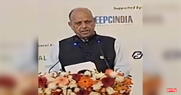 ওষুধের দাম কমানো নিয়ে রূপগঞ্জে যা বললেন স্বাস্থ্যমন্ত্রী