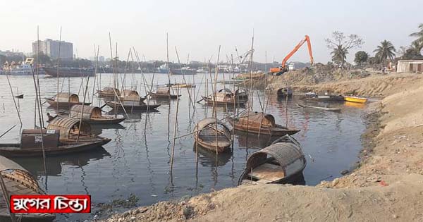 নারায়ণগঞ্জে খননে প্রাণ ফিরে পাচ্ছে শীতলক্ষ্যা