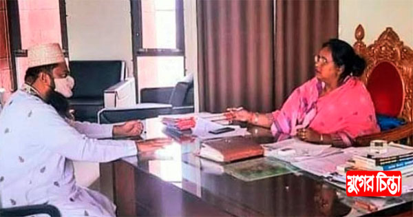 নাসিক মেয়র আইভীর সাথে শ্রমিক নেতা পলাশের সৌজন্য সাক্ষাৎ