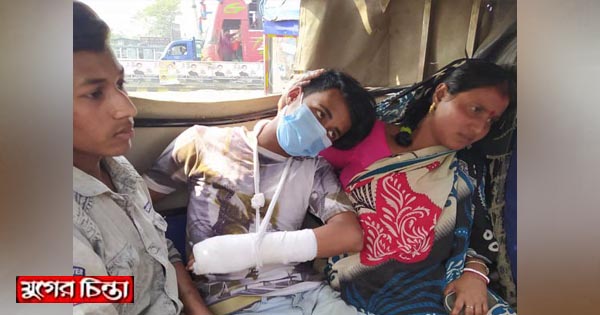 কাজে না আসায় ৩ শ্রমিককে পিটিয়ে রক্তাক্ত জখম