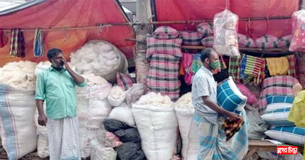 কম্বল আর ম্যাট্রেসের দাপটে হারিয়ে &nbsp;যাচ্ছে লেপ-তোষকের কদর &nbsp;