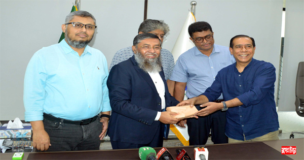 নারায়ণগঞ্জ চেম্বার ও বিকেএমইএ&rsquo;র কাছ থেকে নেয়া চাঁদা ফেরত