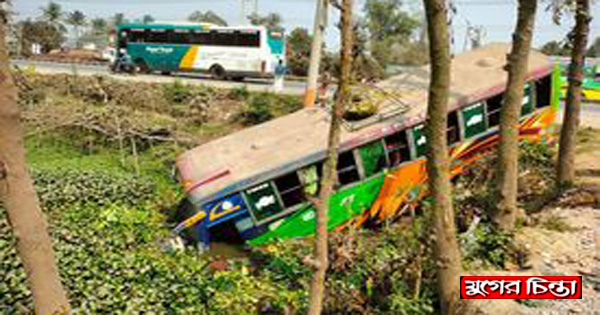 বন্দরে সড়ক দুর্ঘটনায় আহত ১০
