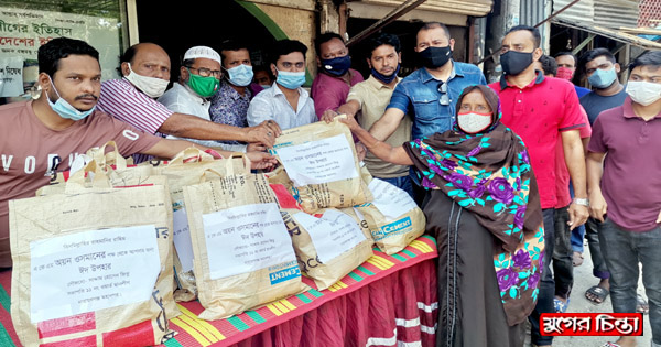 অয়ন ওসমানের পক্ষে ১১নং ওয়ার্ডে ঈদ উপহার সামগ্রী বিতরণ