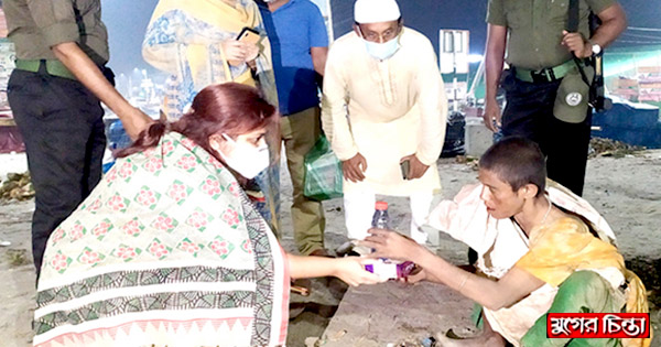 সেহরি নিয়ে অসহায় ছিন্নমূল মানুষের পাশে রূপগঞ্জ ইউএনও