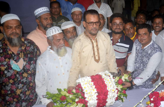 এনায়েতনগর ইউপির চেয়ারম্যান আসাদুজ্জামানকে মিজানের শুভেচ্ছা