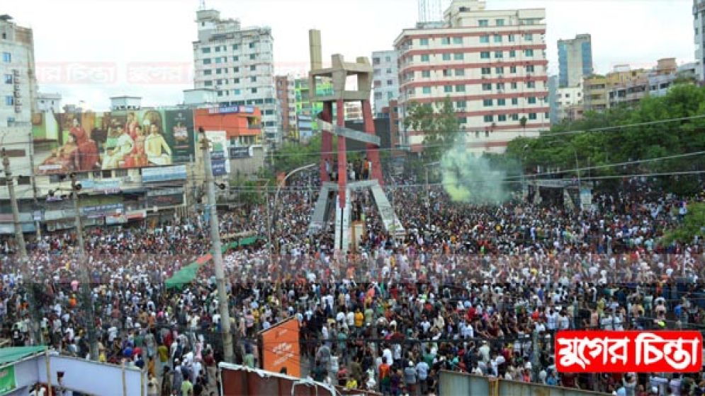 দুনিয়া কাঁপানো অভ্যুত্থানে ফ্যাসিস্টদের পতনের বছর