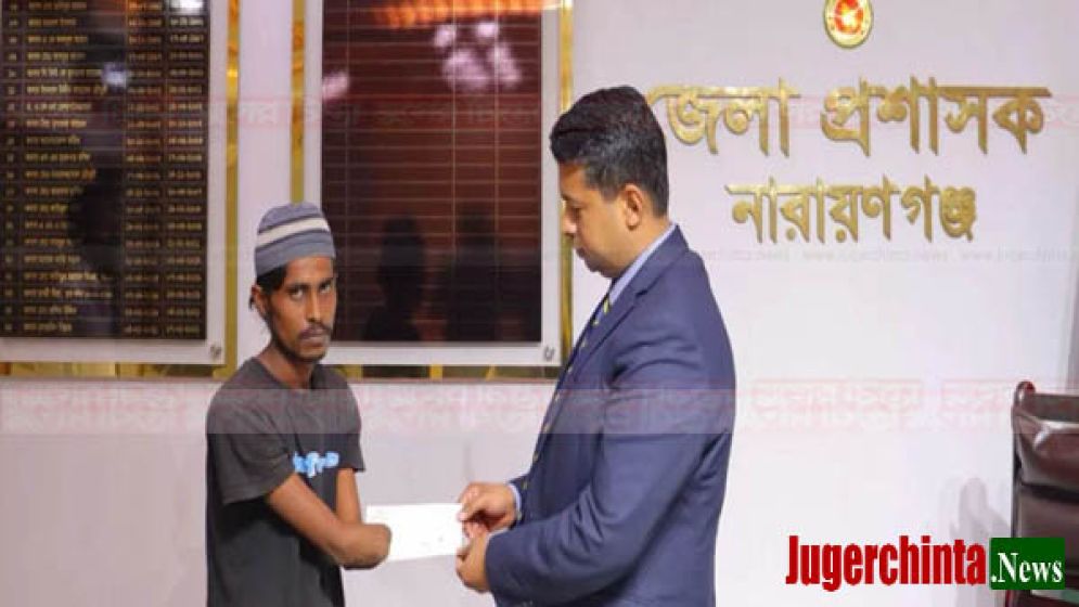 থেমে নেই মানবিক জেলা প্রশাসক জাহিদুল ইসলামের মানবিক কাজ