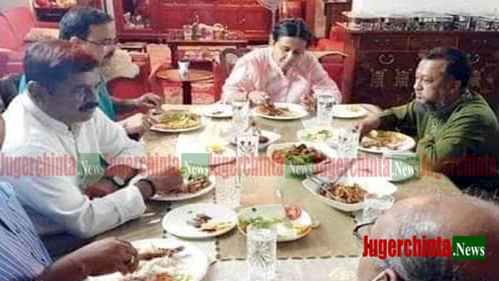 দলের সিদ্ধান্তে ঈর্ষায় গোস্যা করেন টিপু